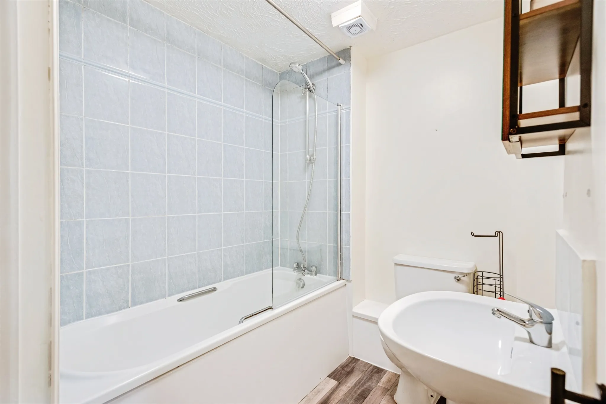 2 bed Ground Flat