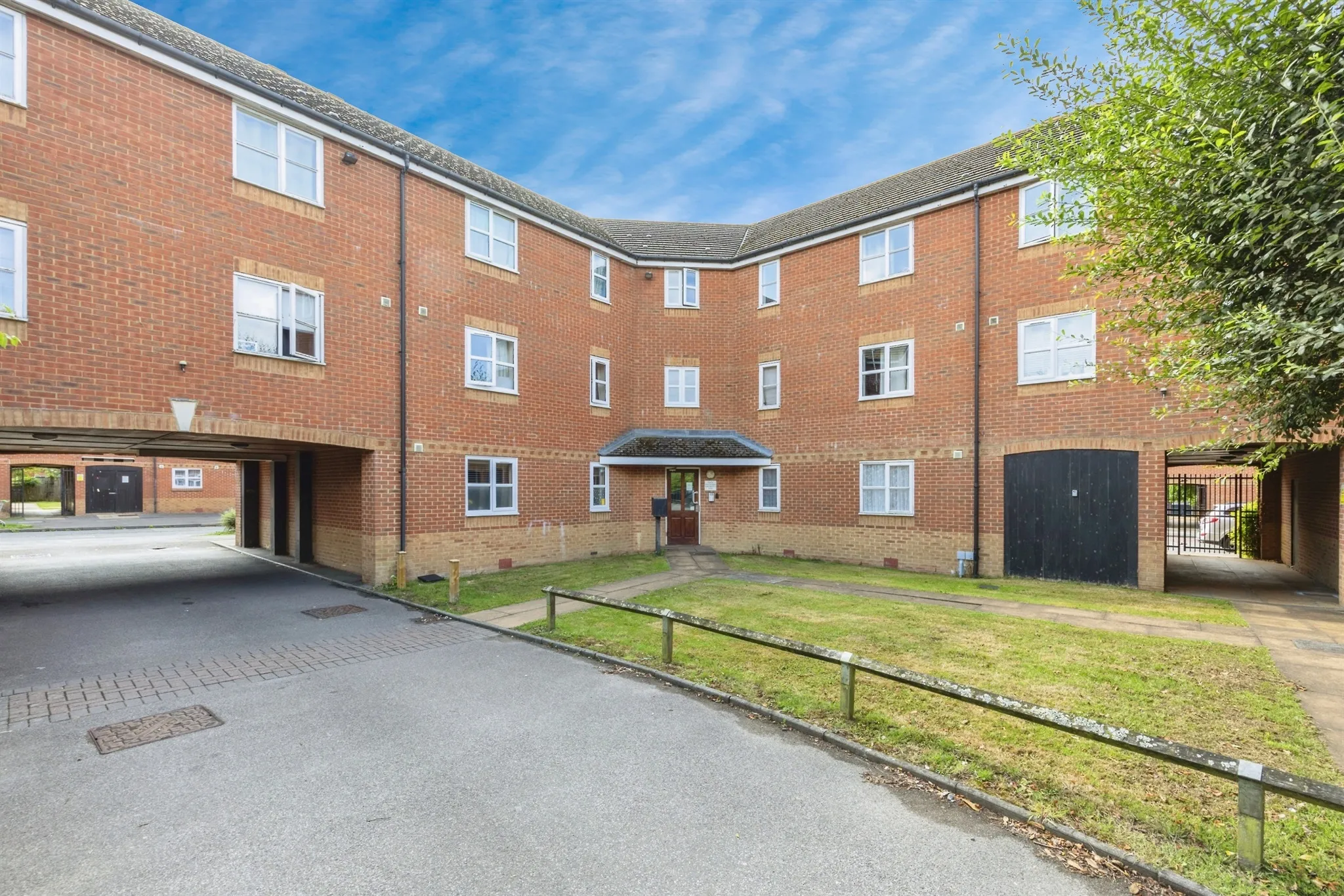 2 bed Apartment