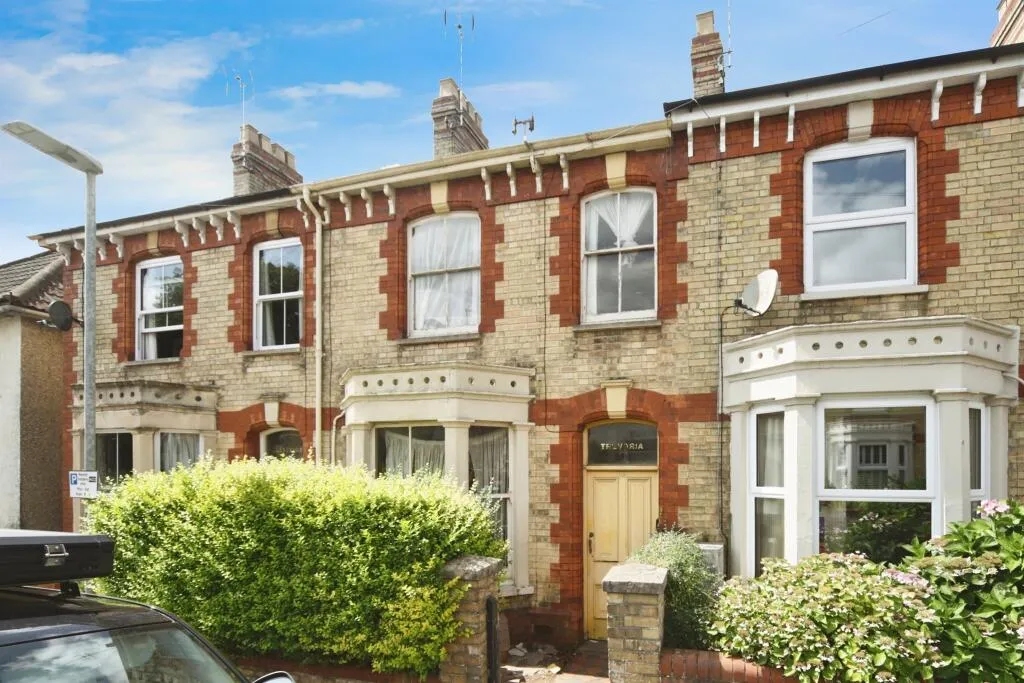 3 bed Terraced