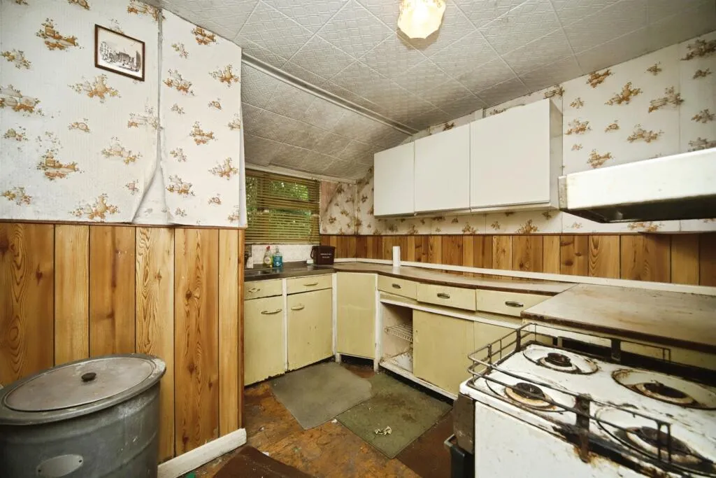 3 bed Terraced