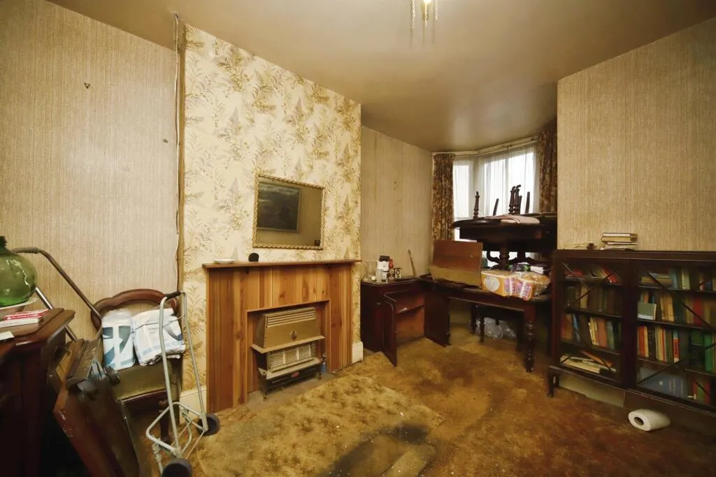 3 bed Terraced