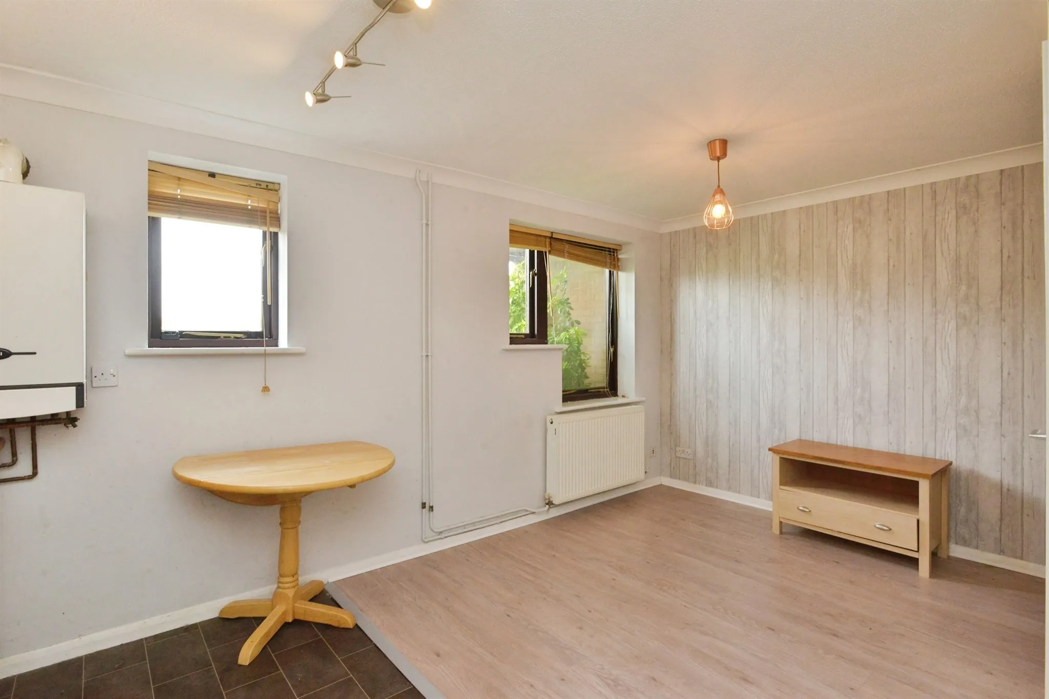 1 bed Ground Flat