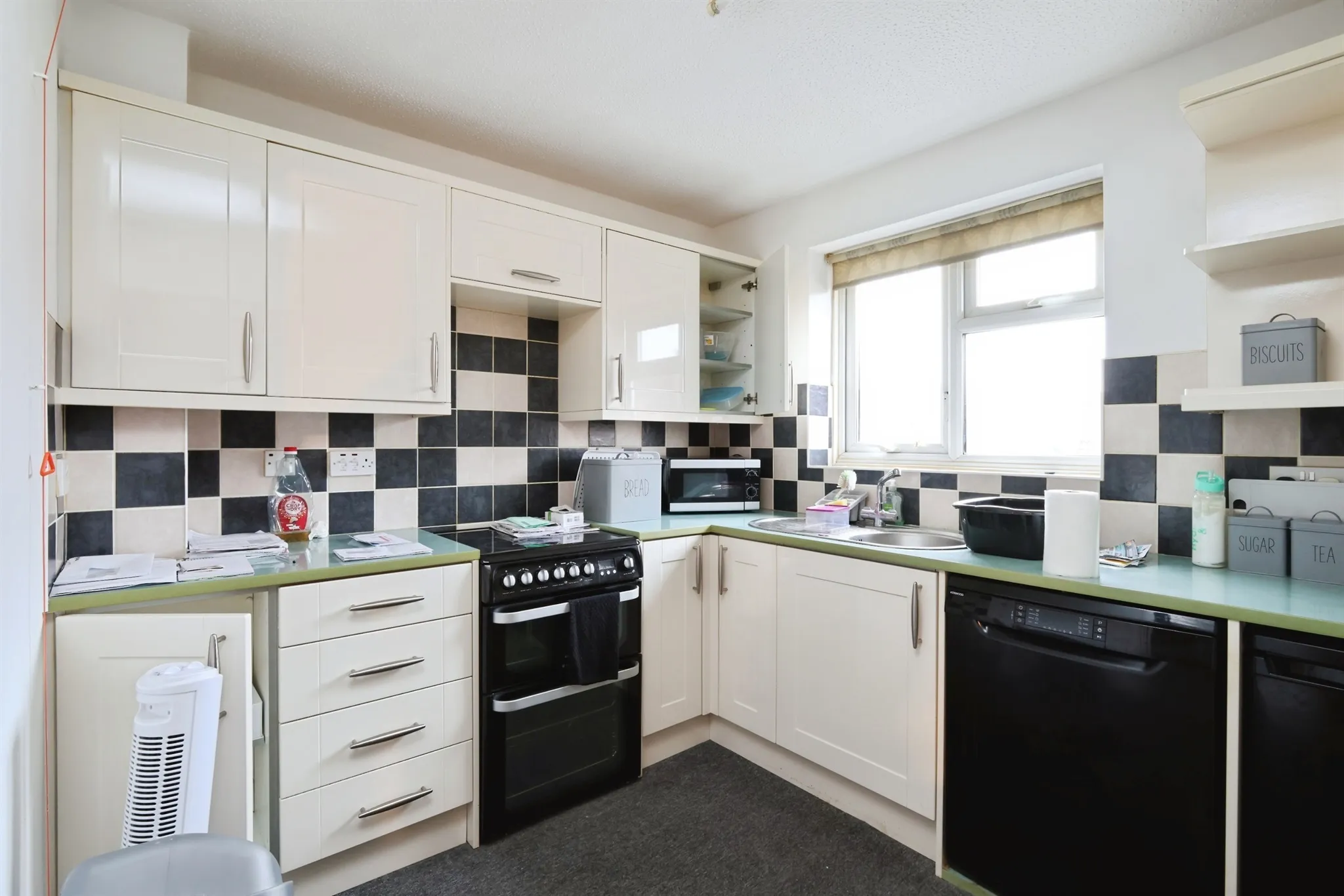 2 bed Retirement Property