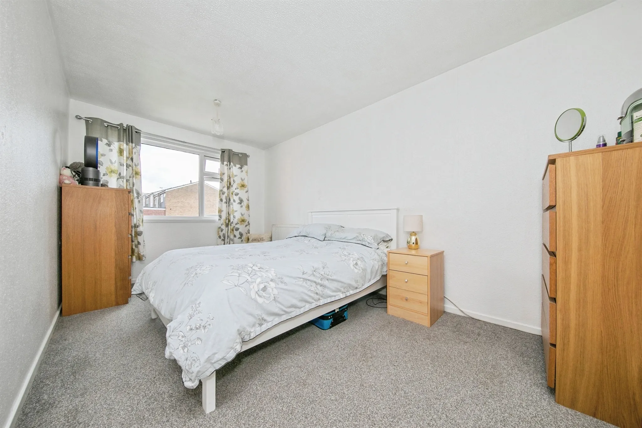 3 bed Terraced