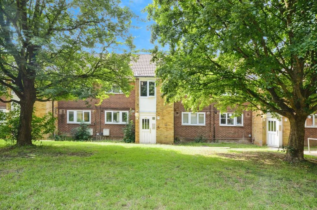 1 bed Apartment