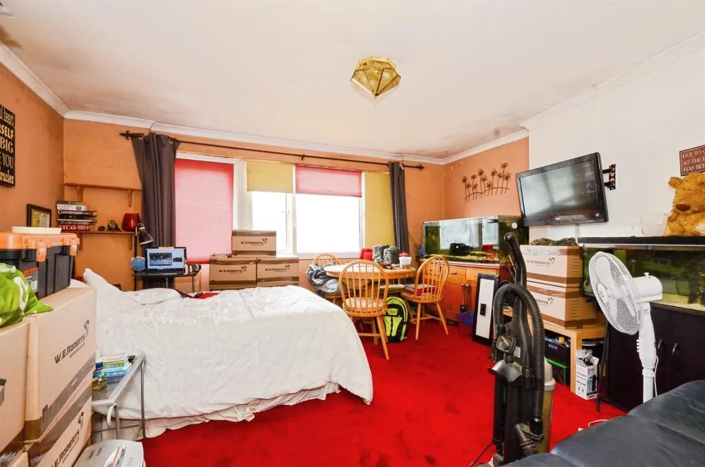 1 bed Apartment
