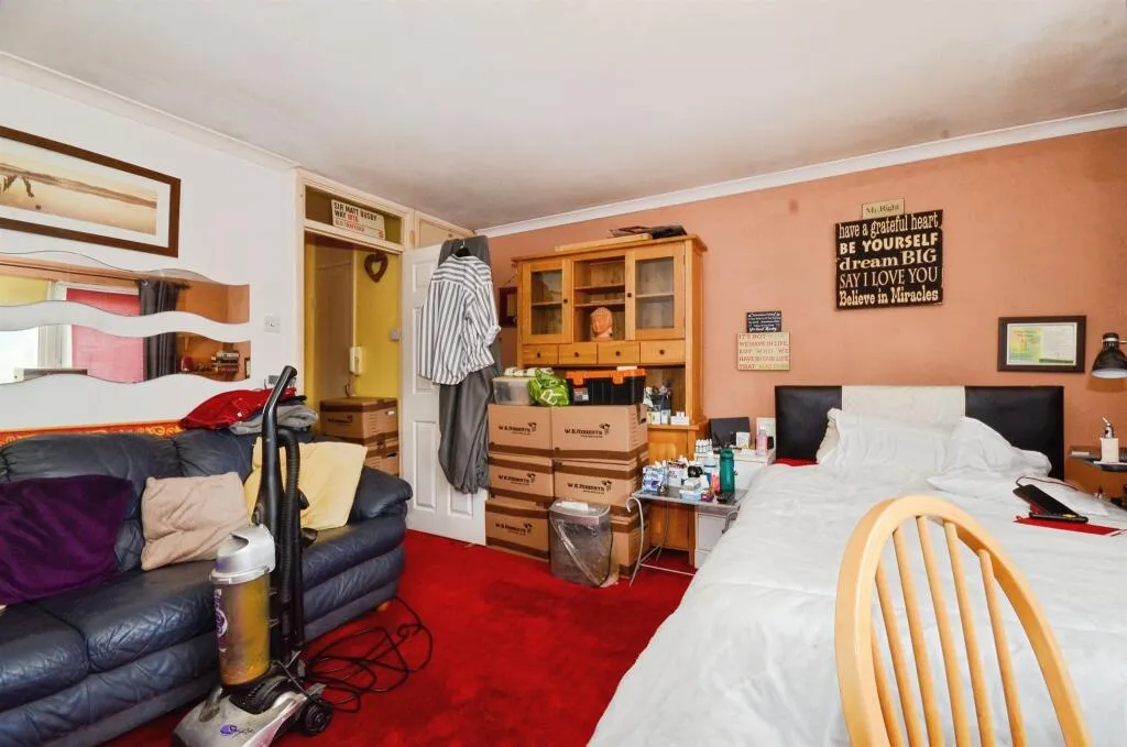 1 bed Apartment