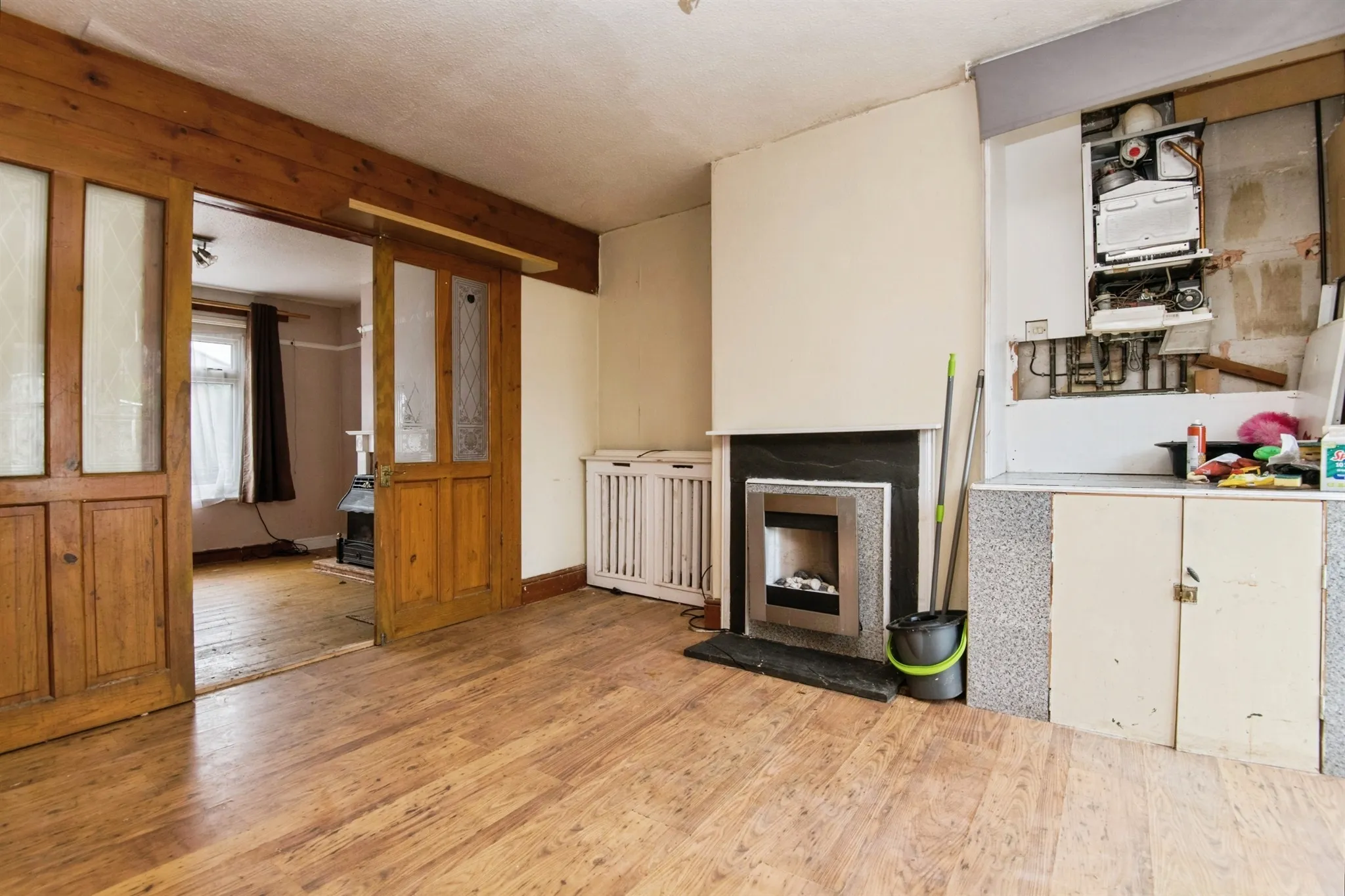 3 bed End of Terrace