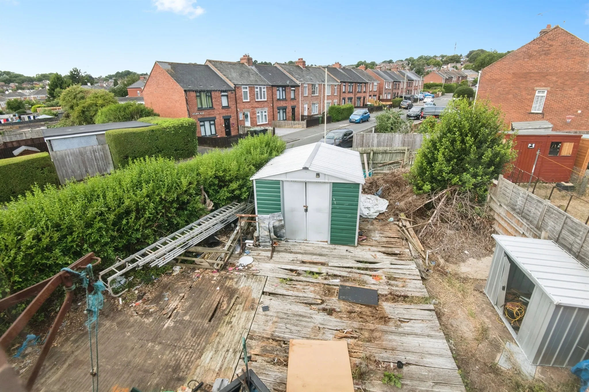 3 bed End of Terrace