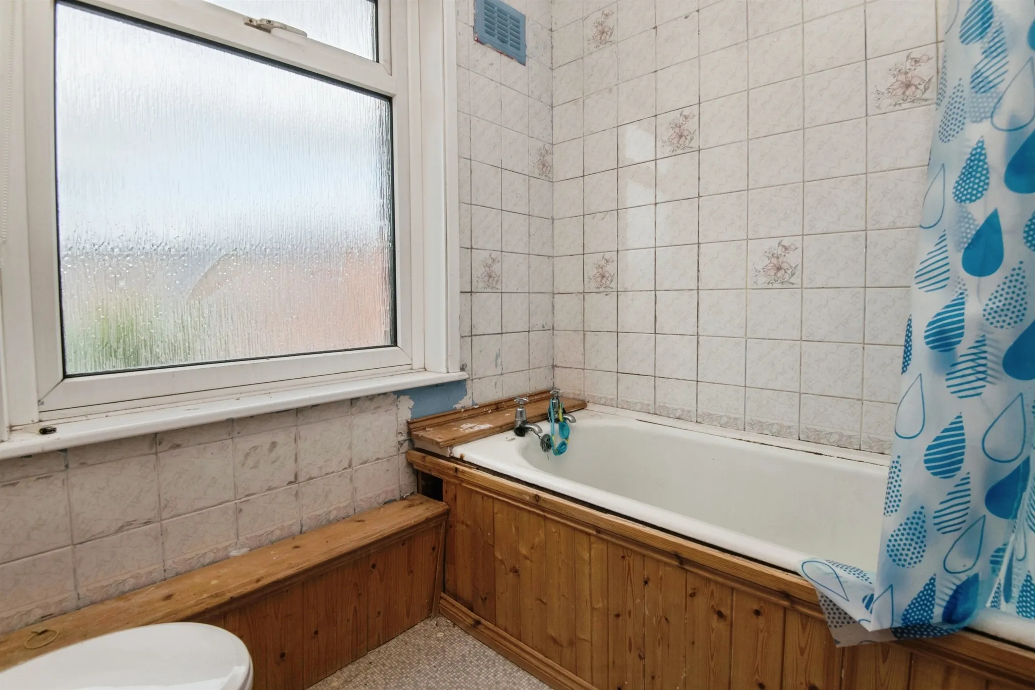 3 bed End of Terrace