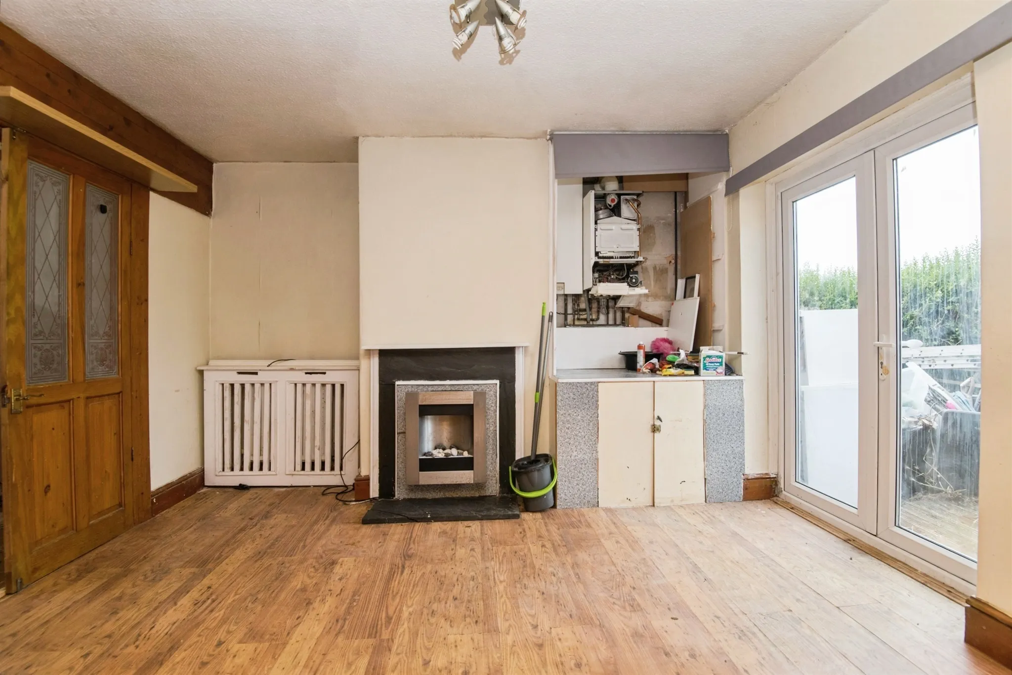 3 bed End of Terrace