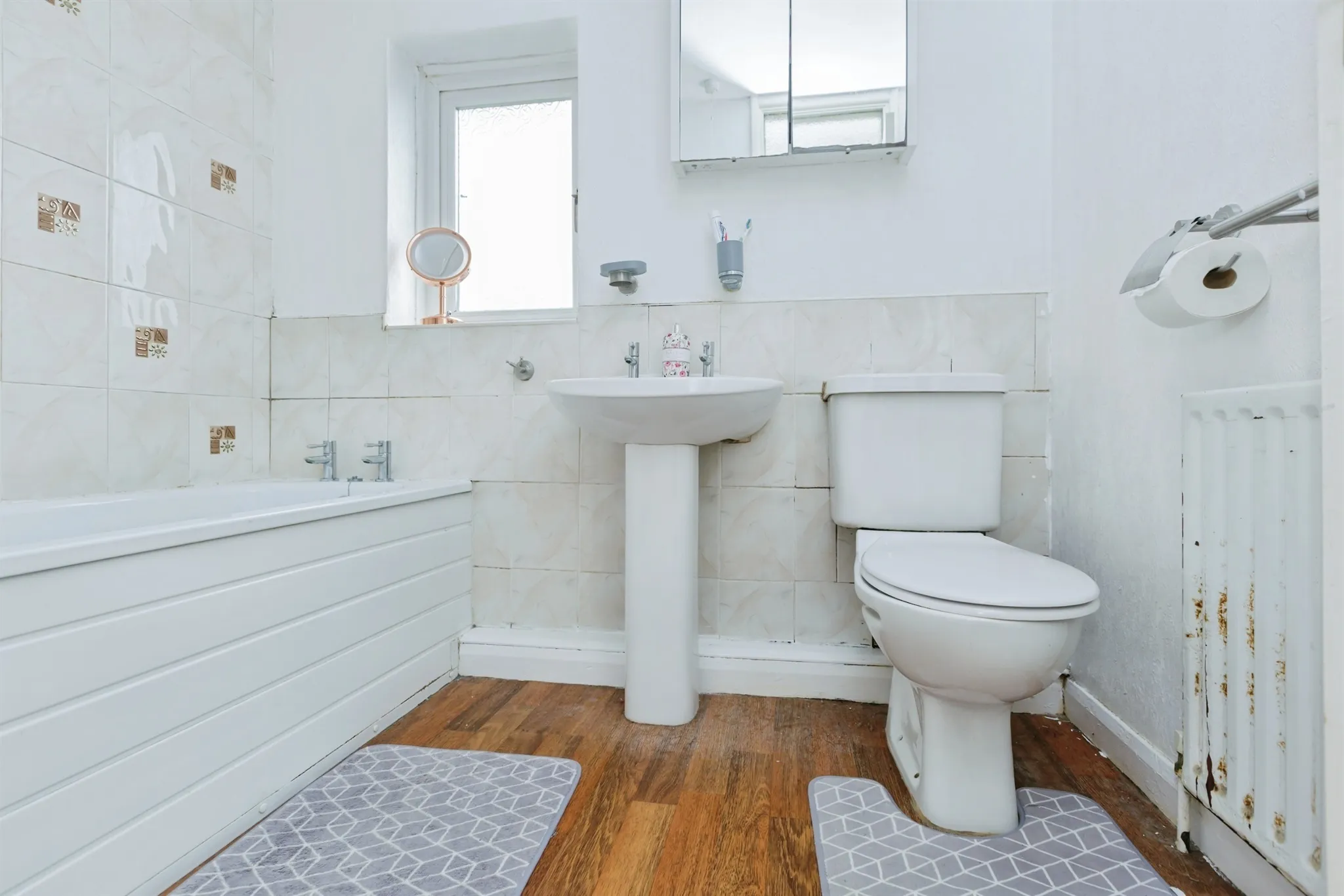 3 bed Semi-Detached