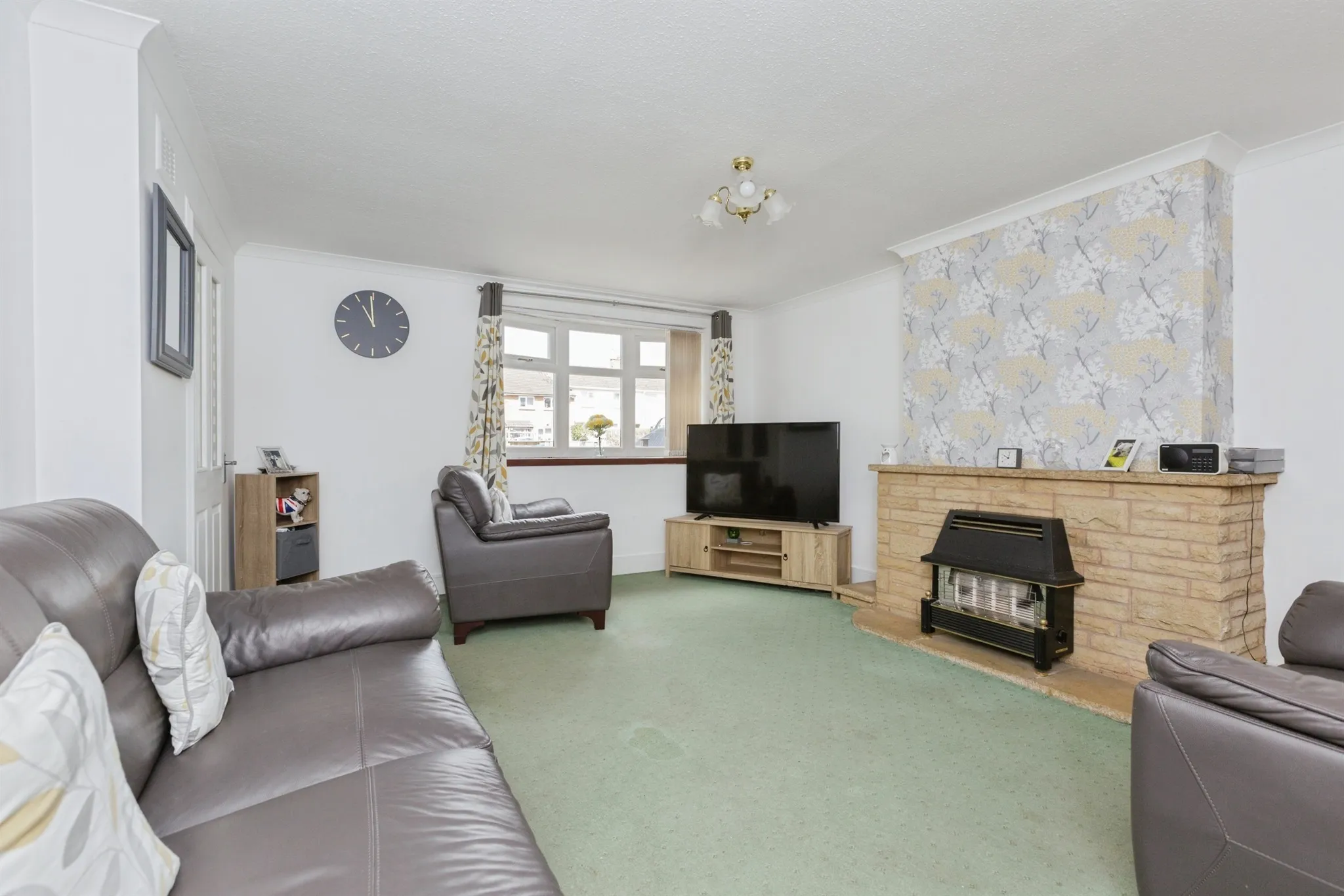 3 bed Semi-Detached