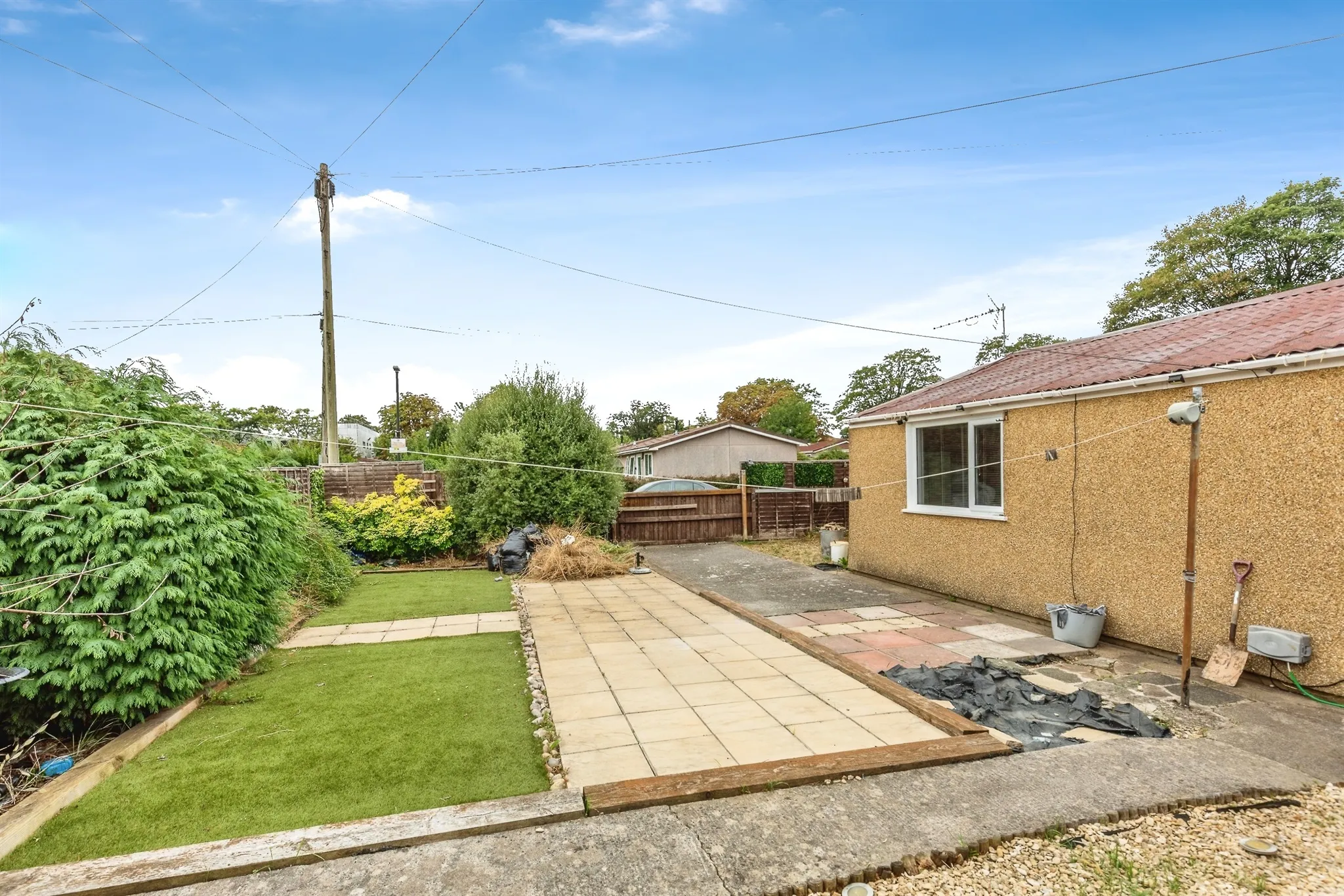 2 bed Detached