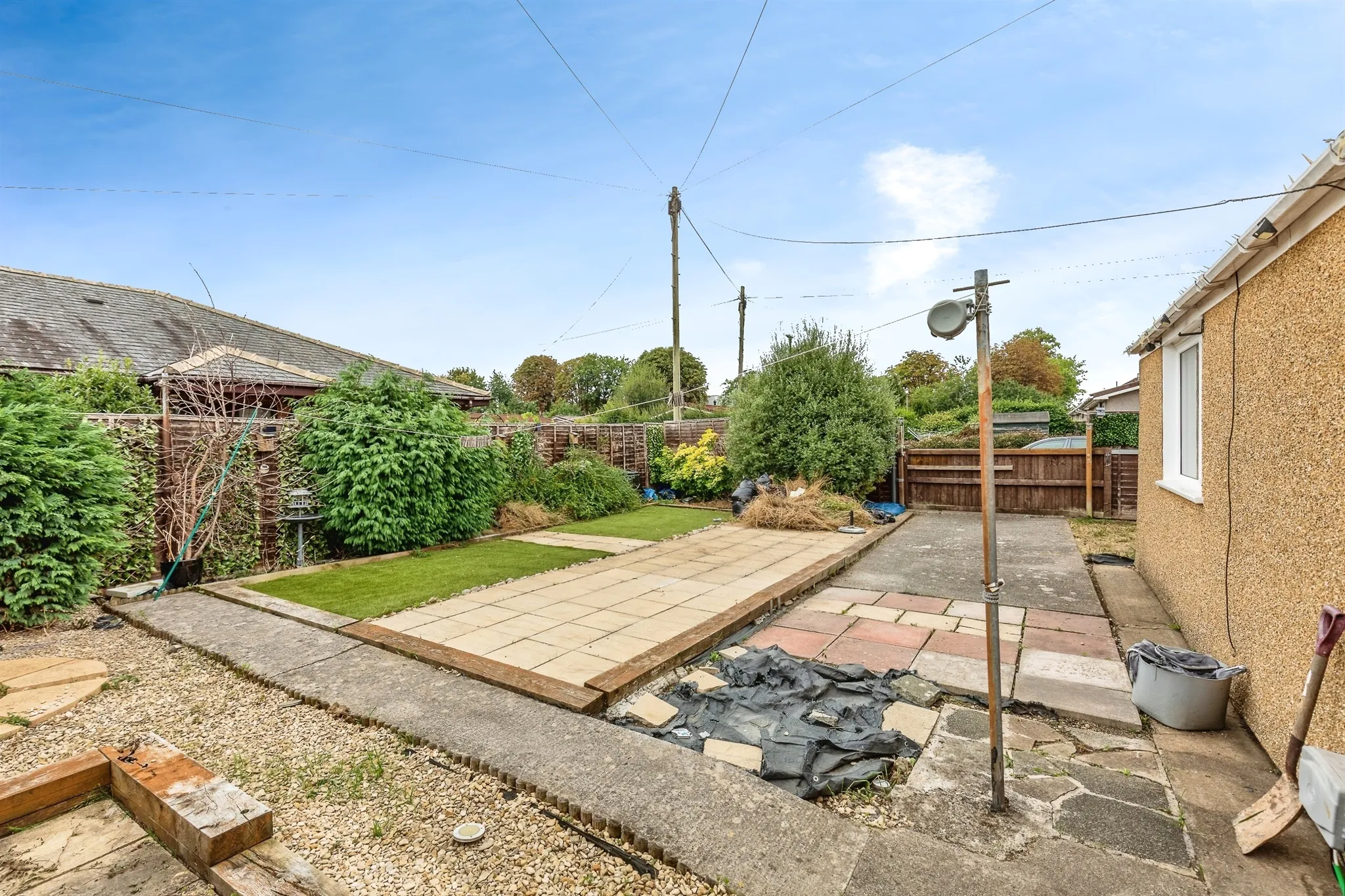 2 bed Detached