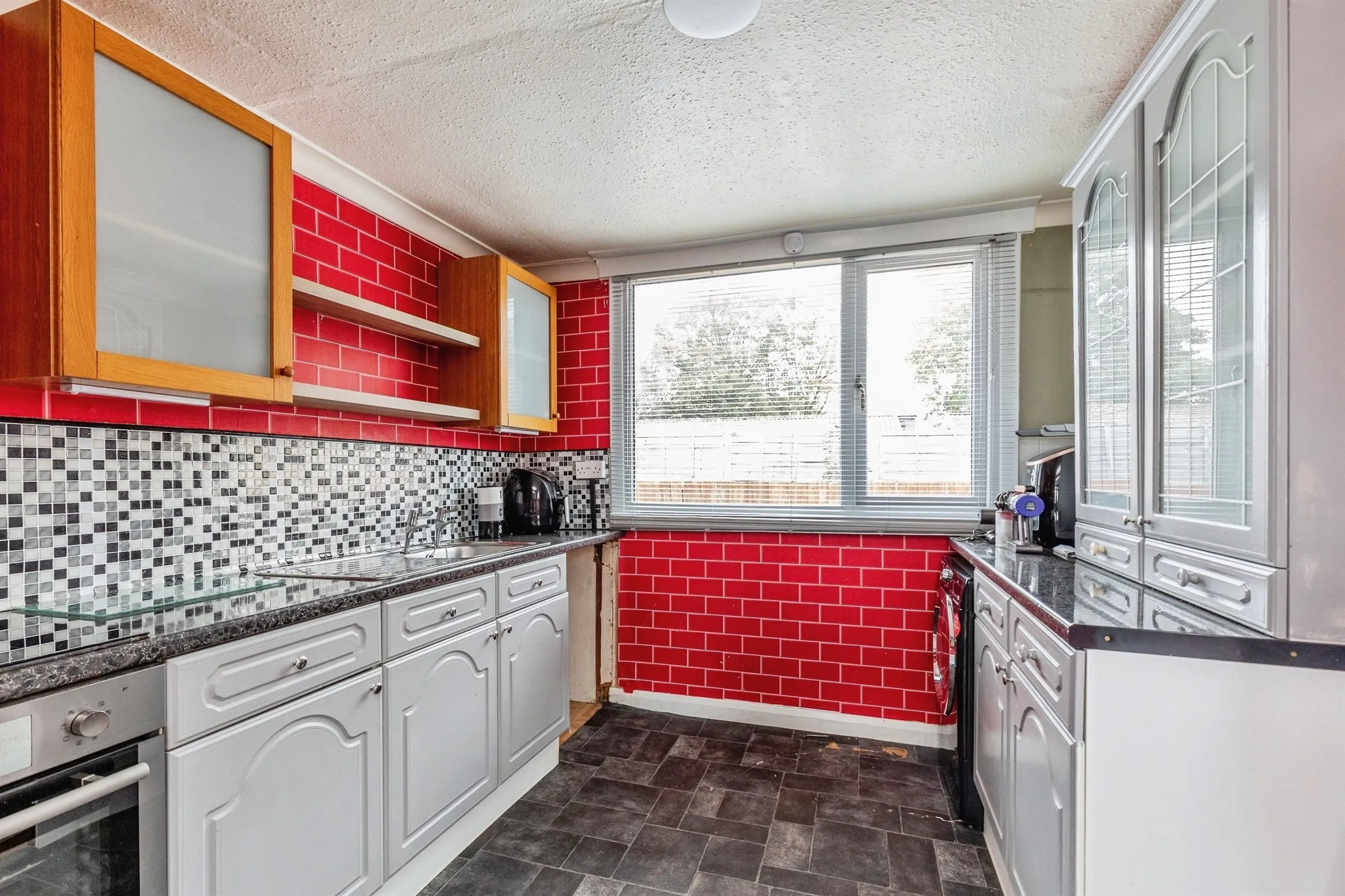 2 bed Detached