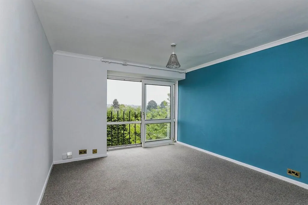 2 bed Apartment