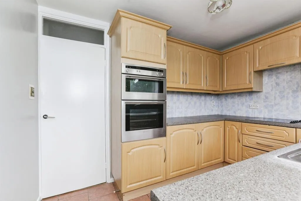2 bed Apartment