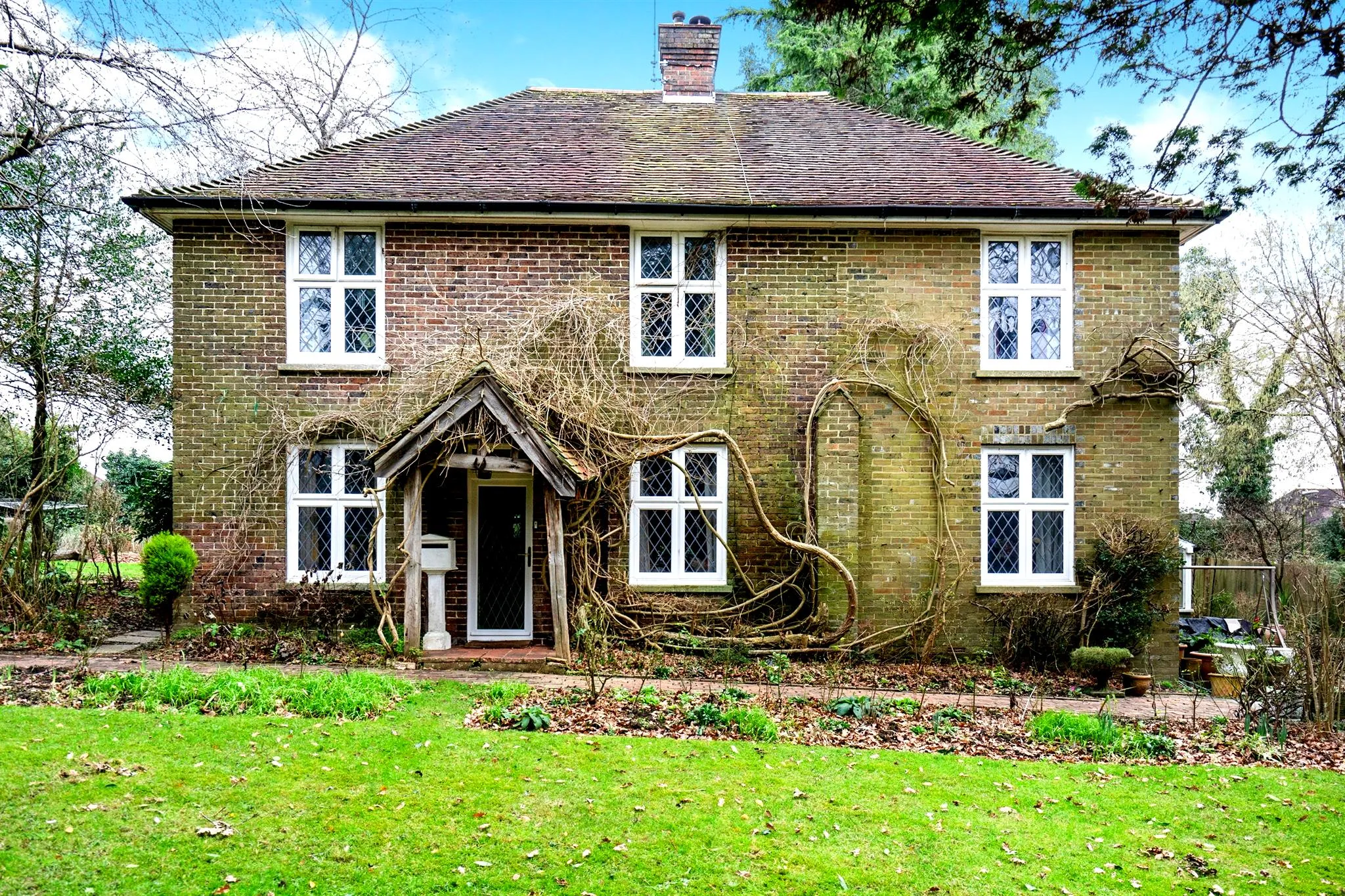 4 bed Detached