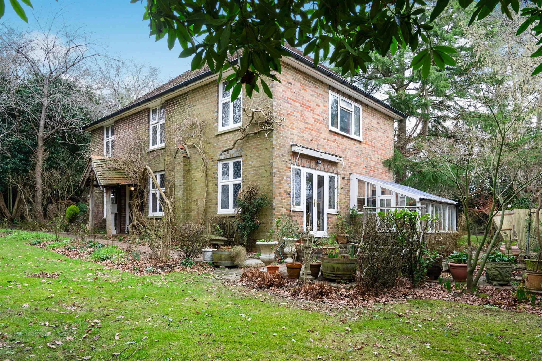 4 bed Detached