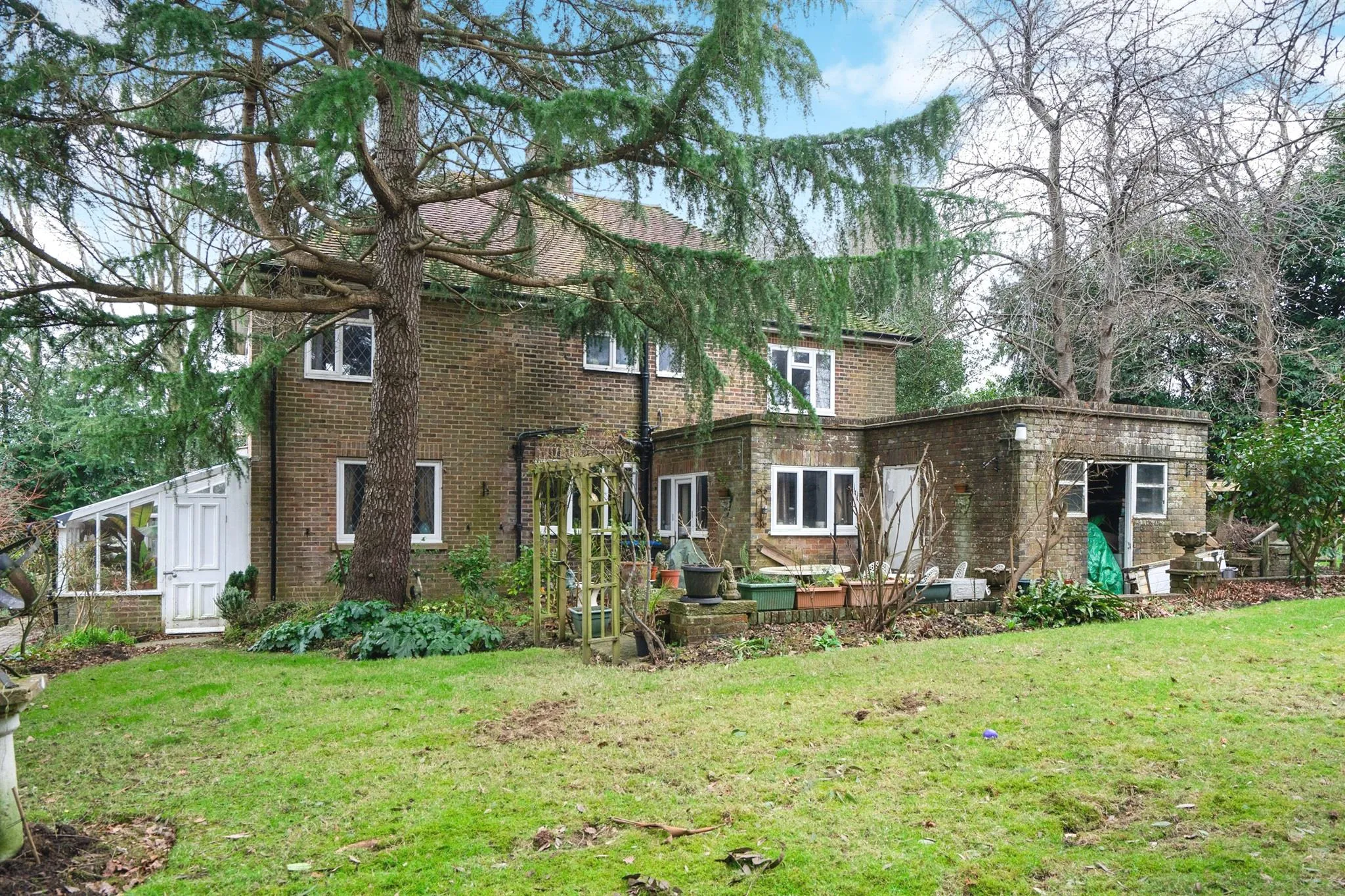 4 bed Detached