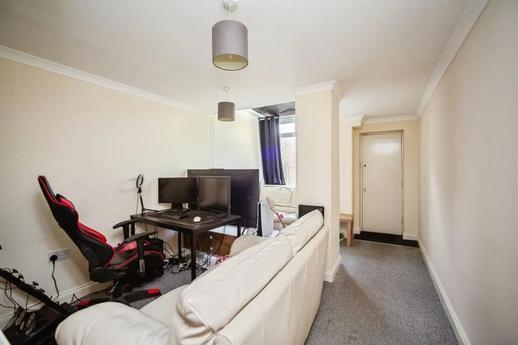2 bed Apartment
