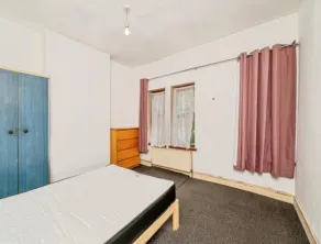 3 bed Terraced