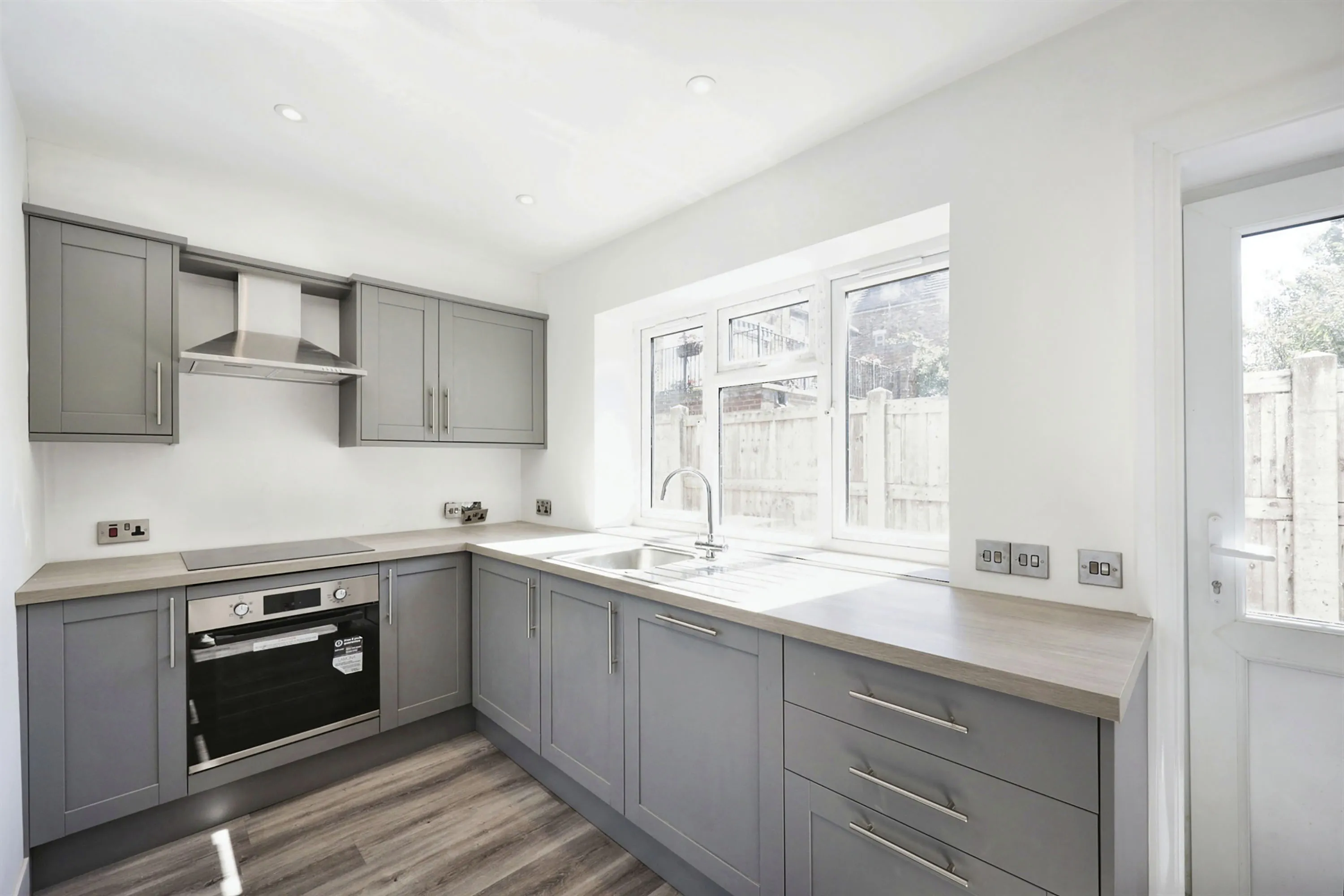 2 bed Detached Bungalow
