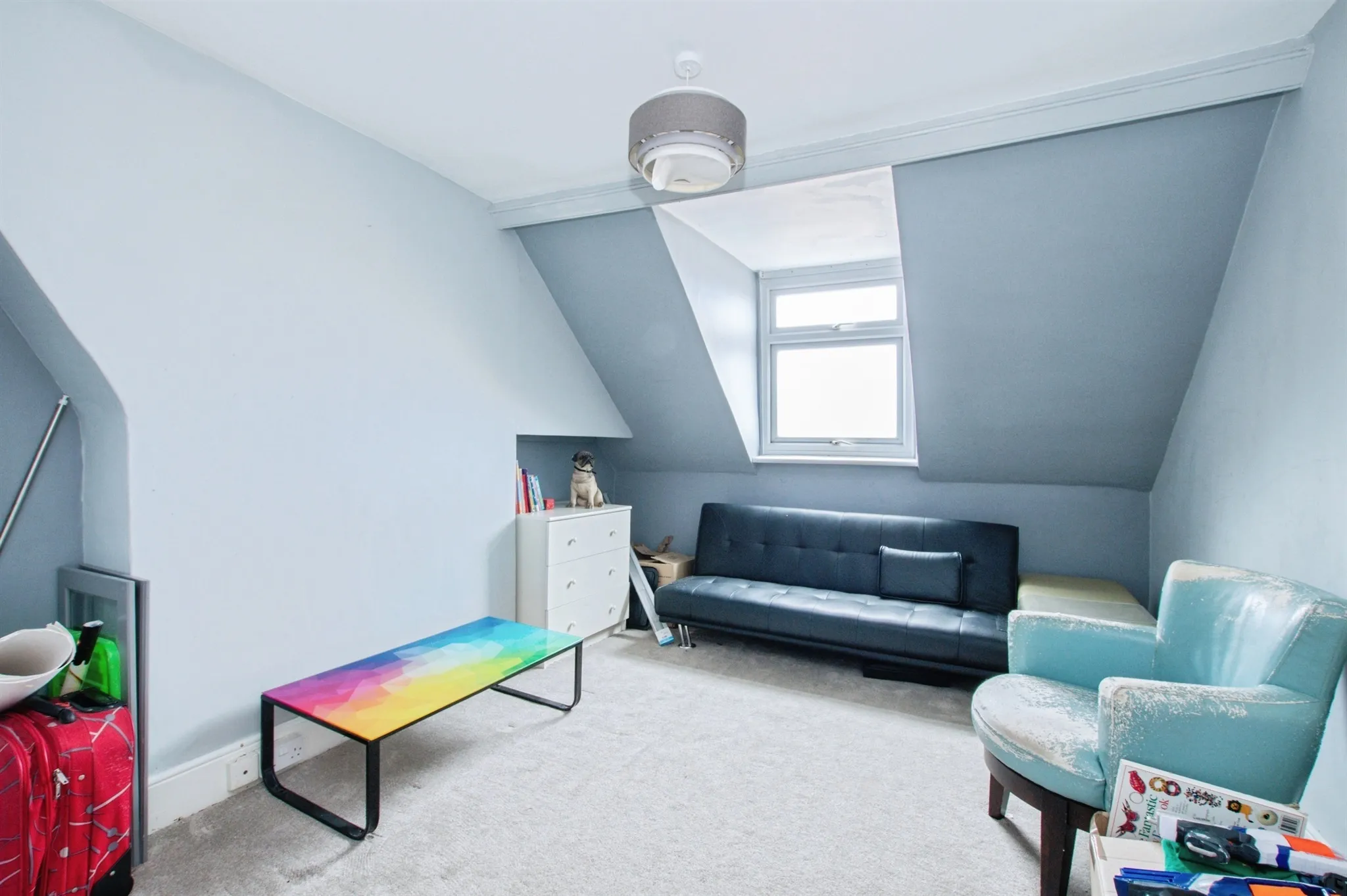 4 bed Maisonette