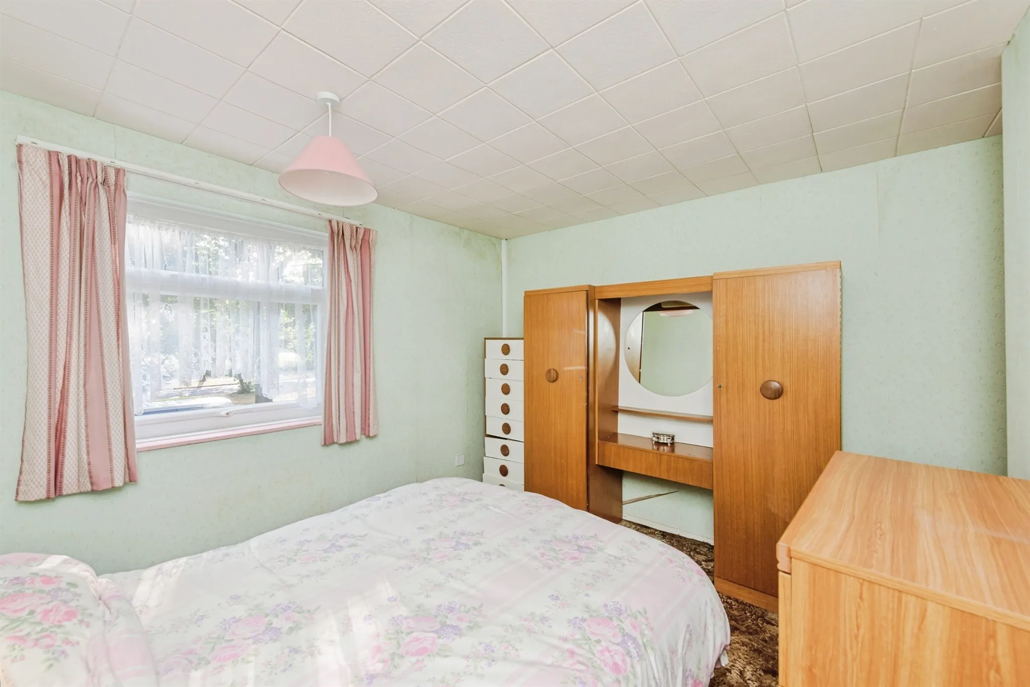 3 bed Terraced