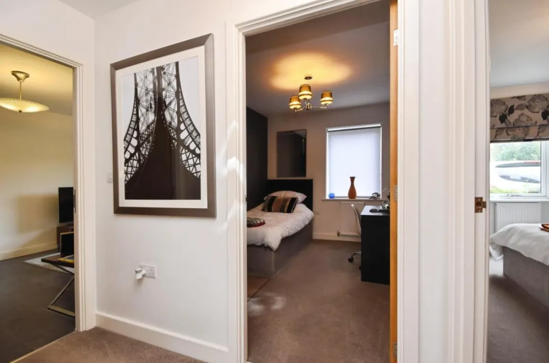 2 bed Ground Flat