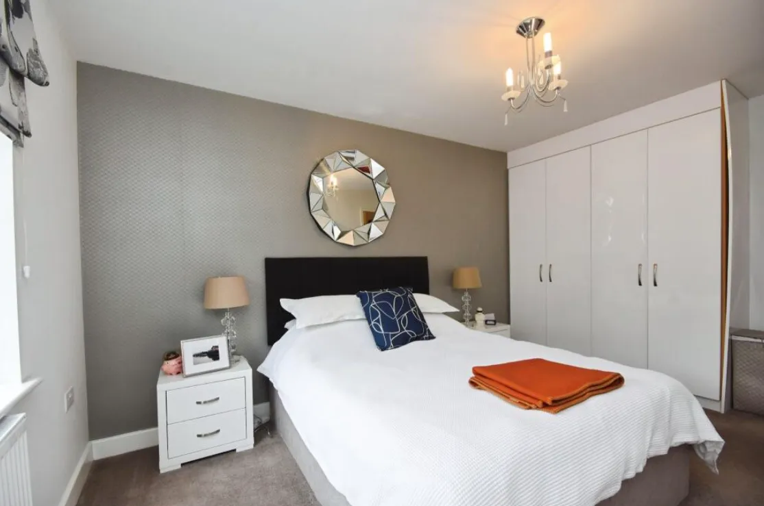 2 bed Ground Flat
