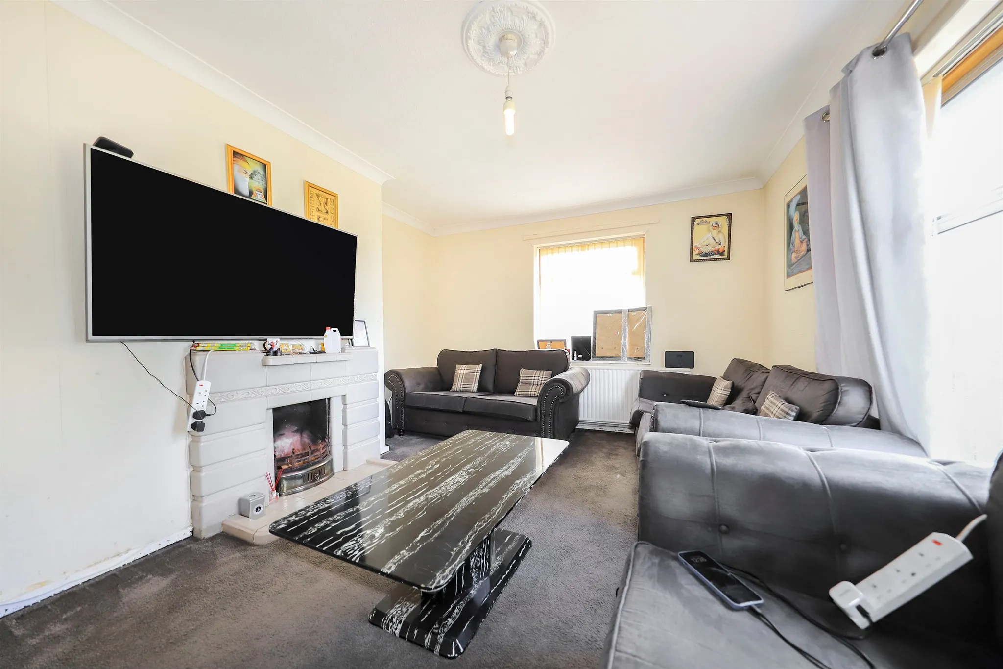 5 bed Detached