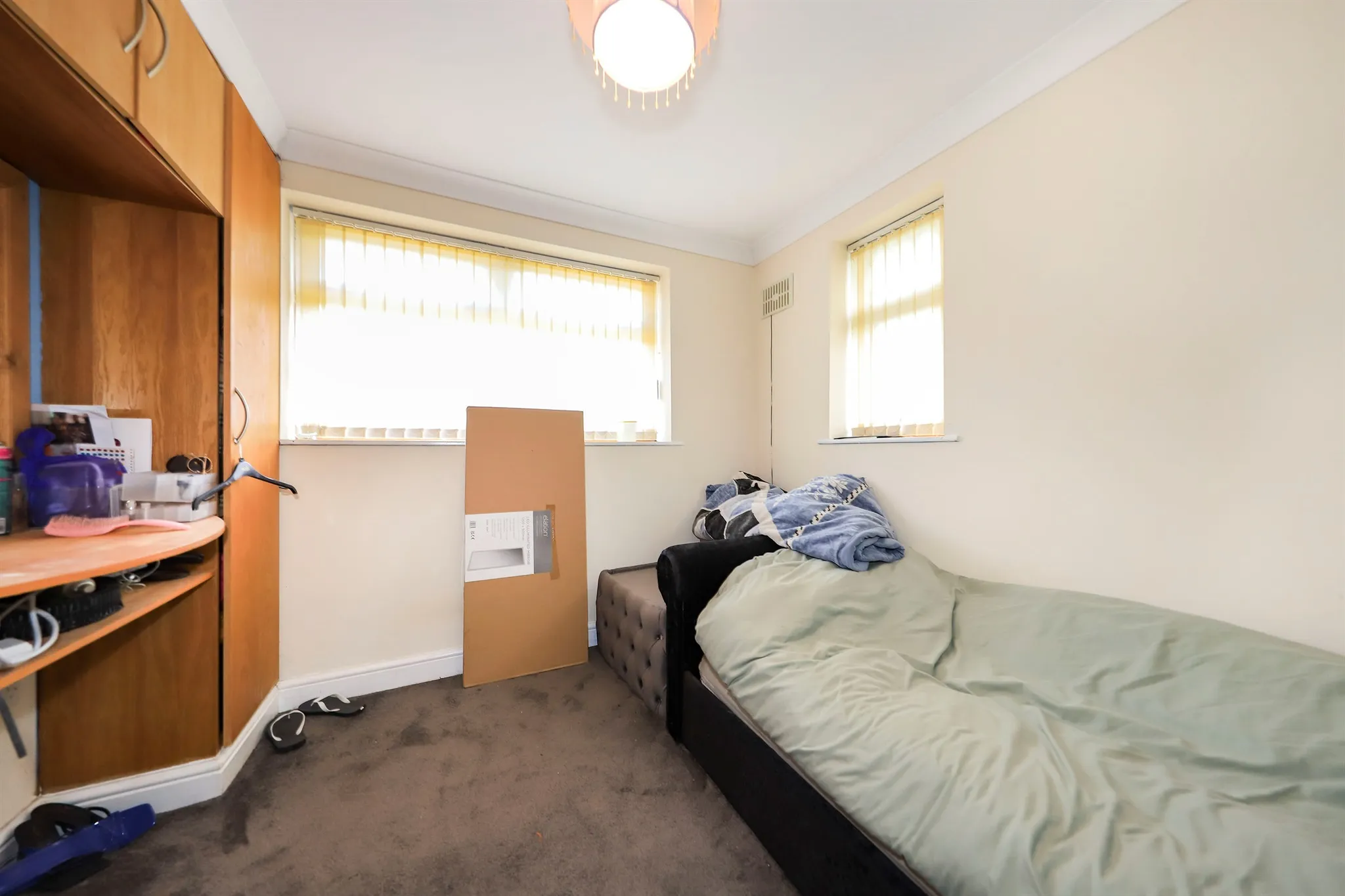 5 bed Detached