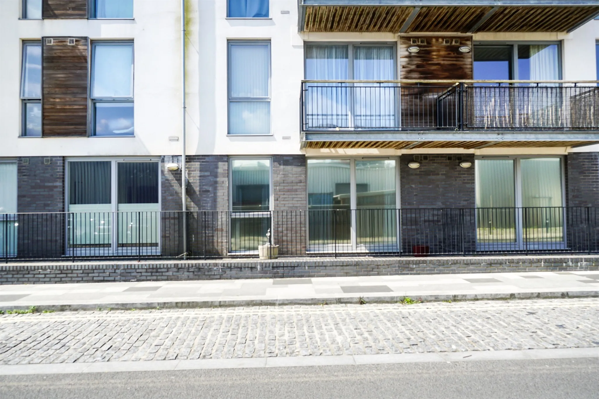 1 bed Ground Flat