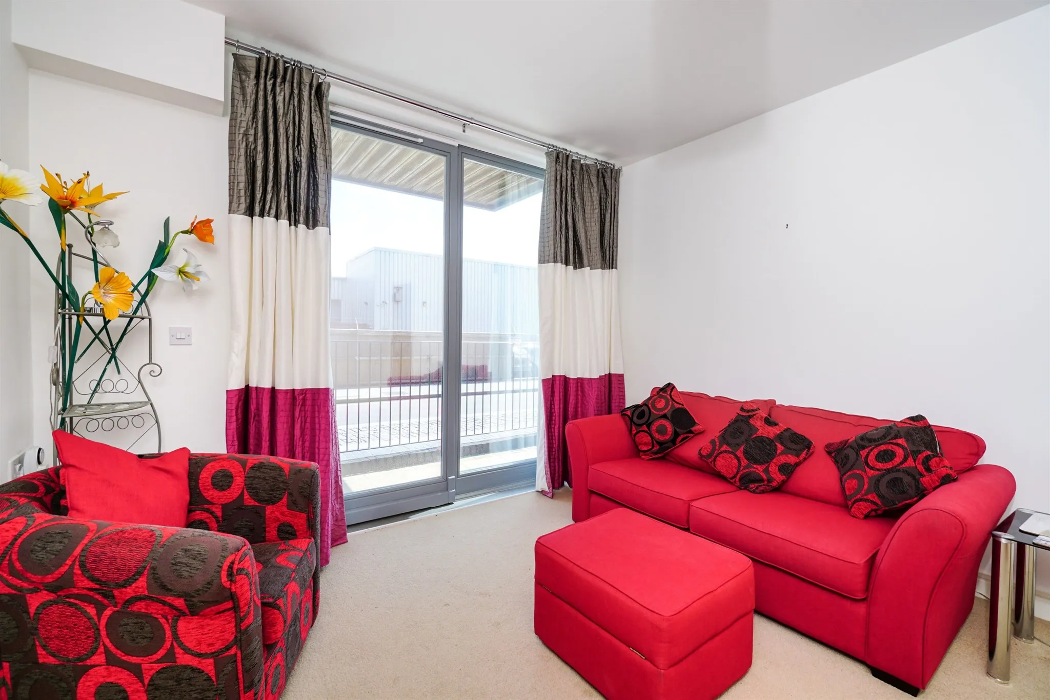 1 bed Ground Flat