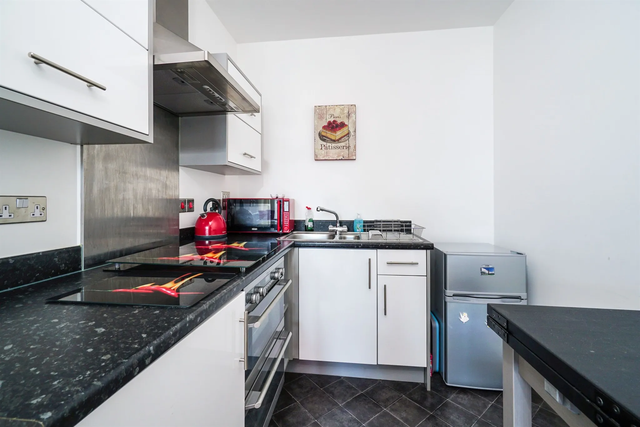 1 bed Ground Flat