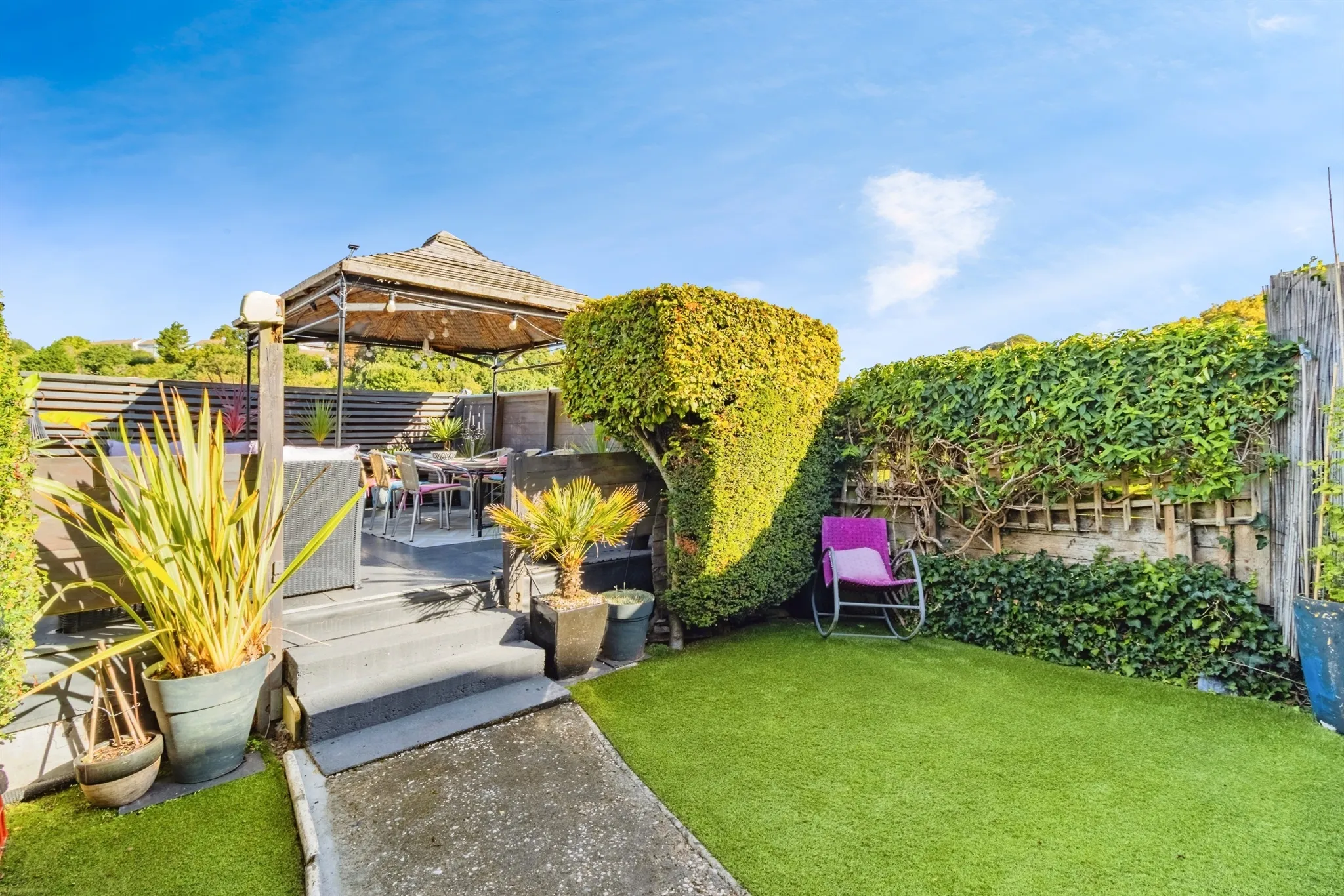 3 bed End of Terrace