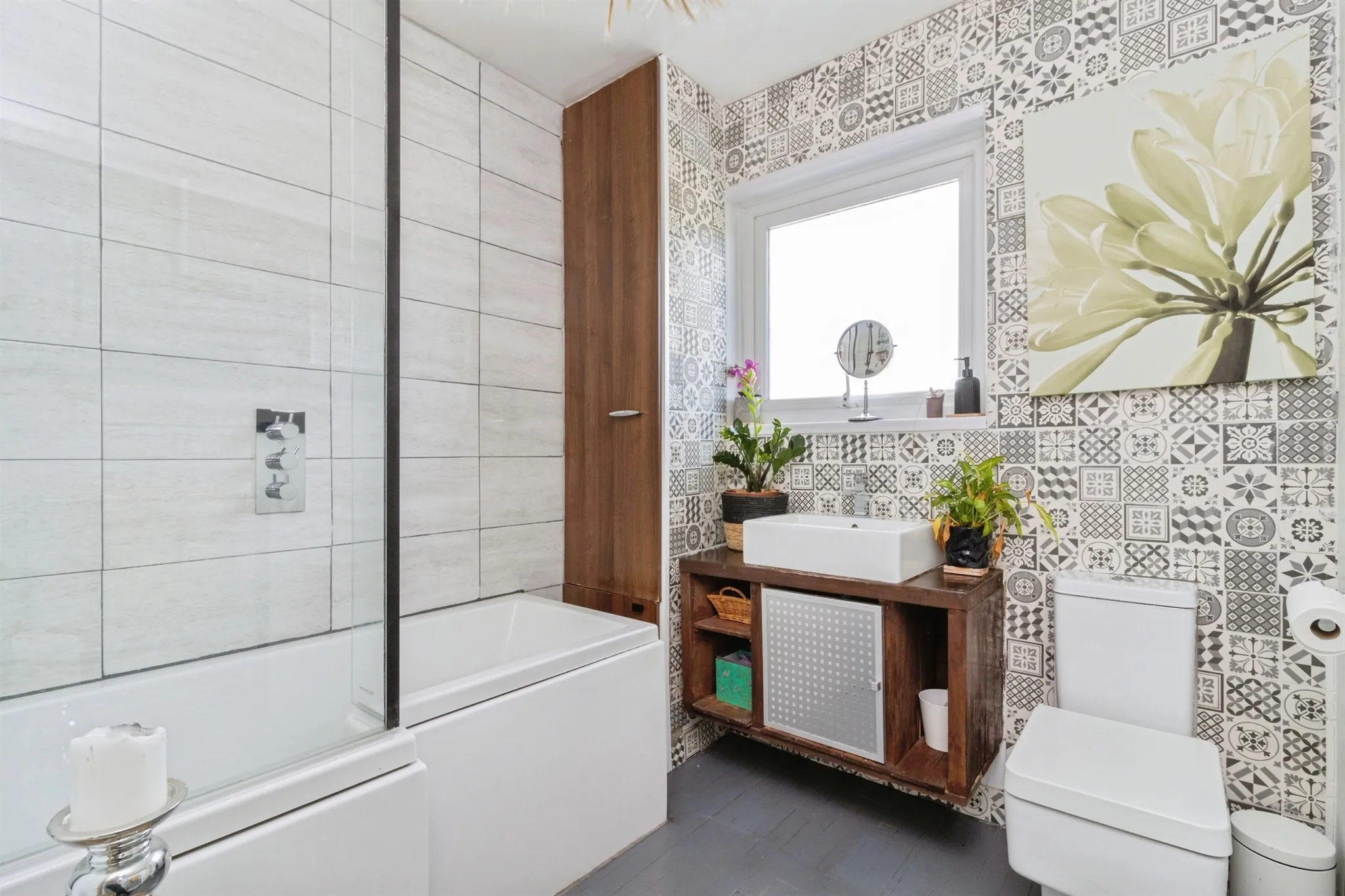 3 bed End of Terrace