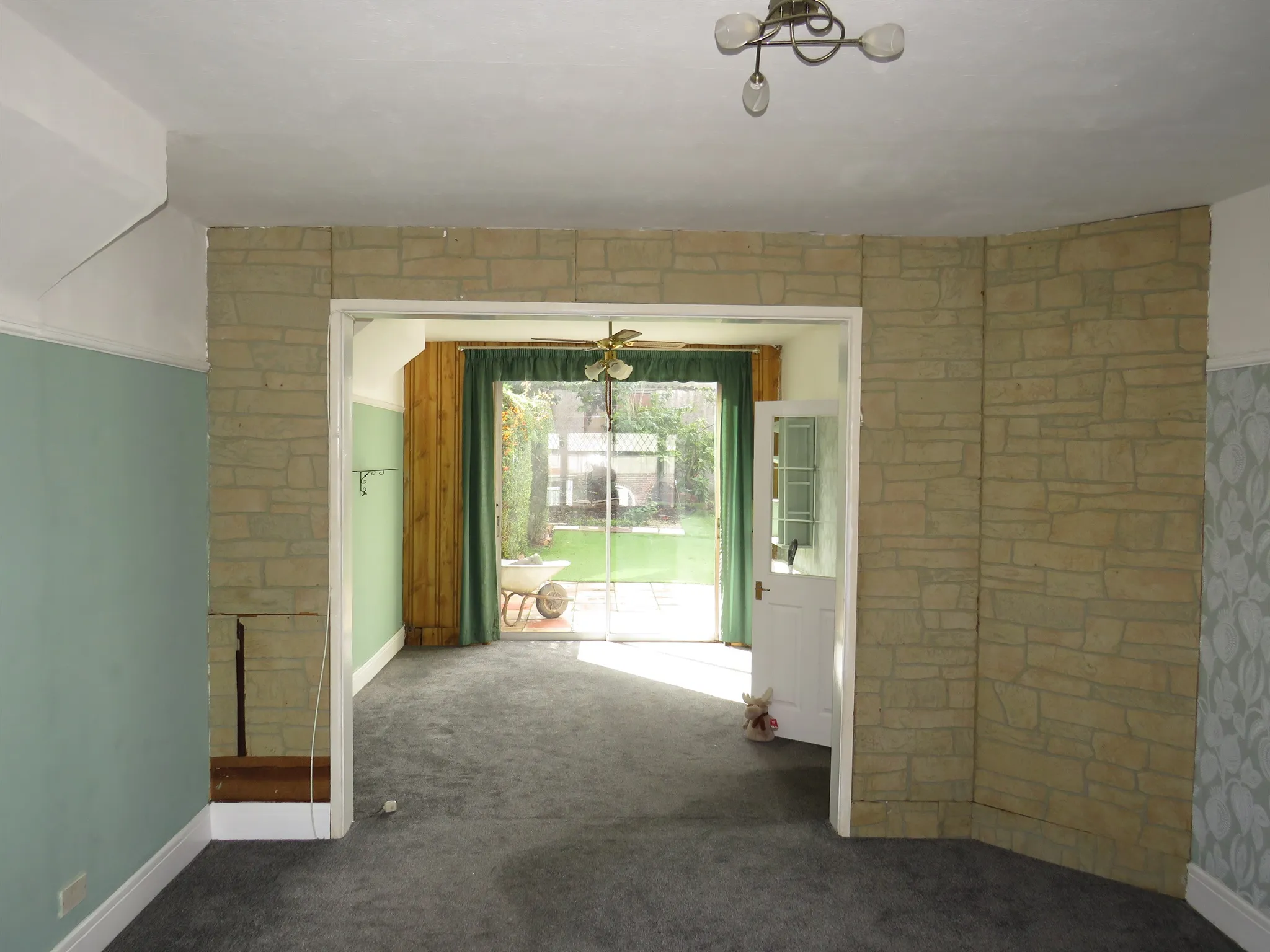 3 bed Semi-Detached