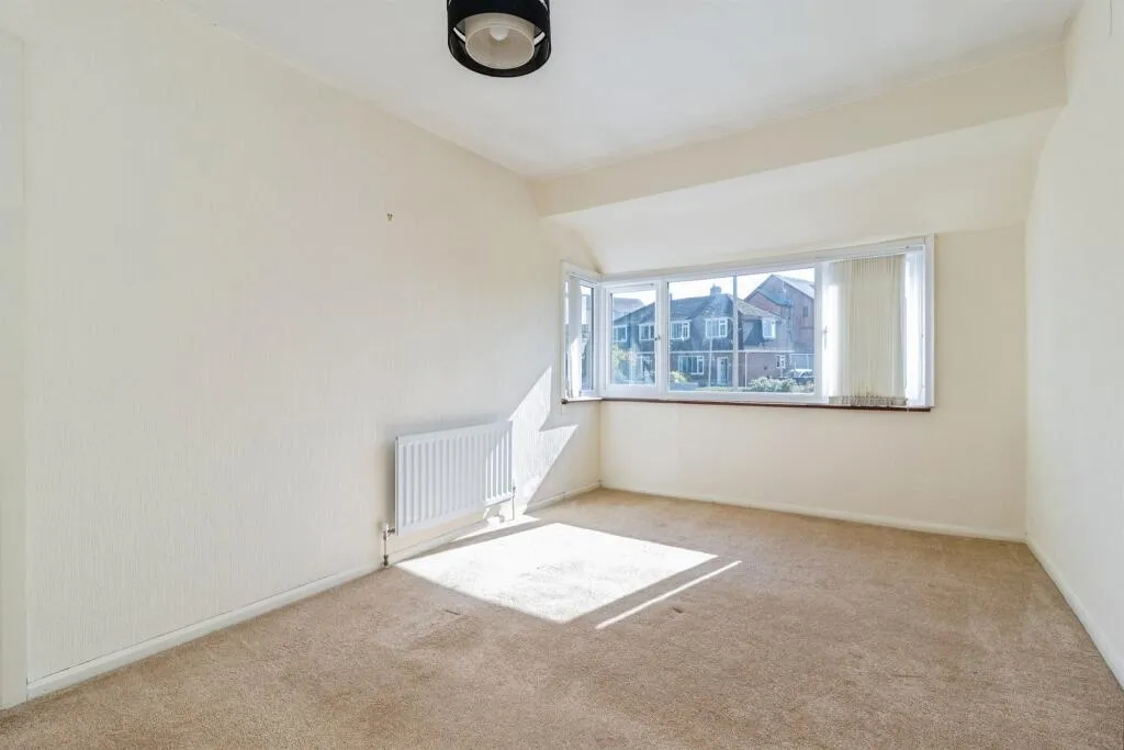 3 bed Semi-Detached