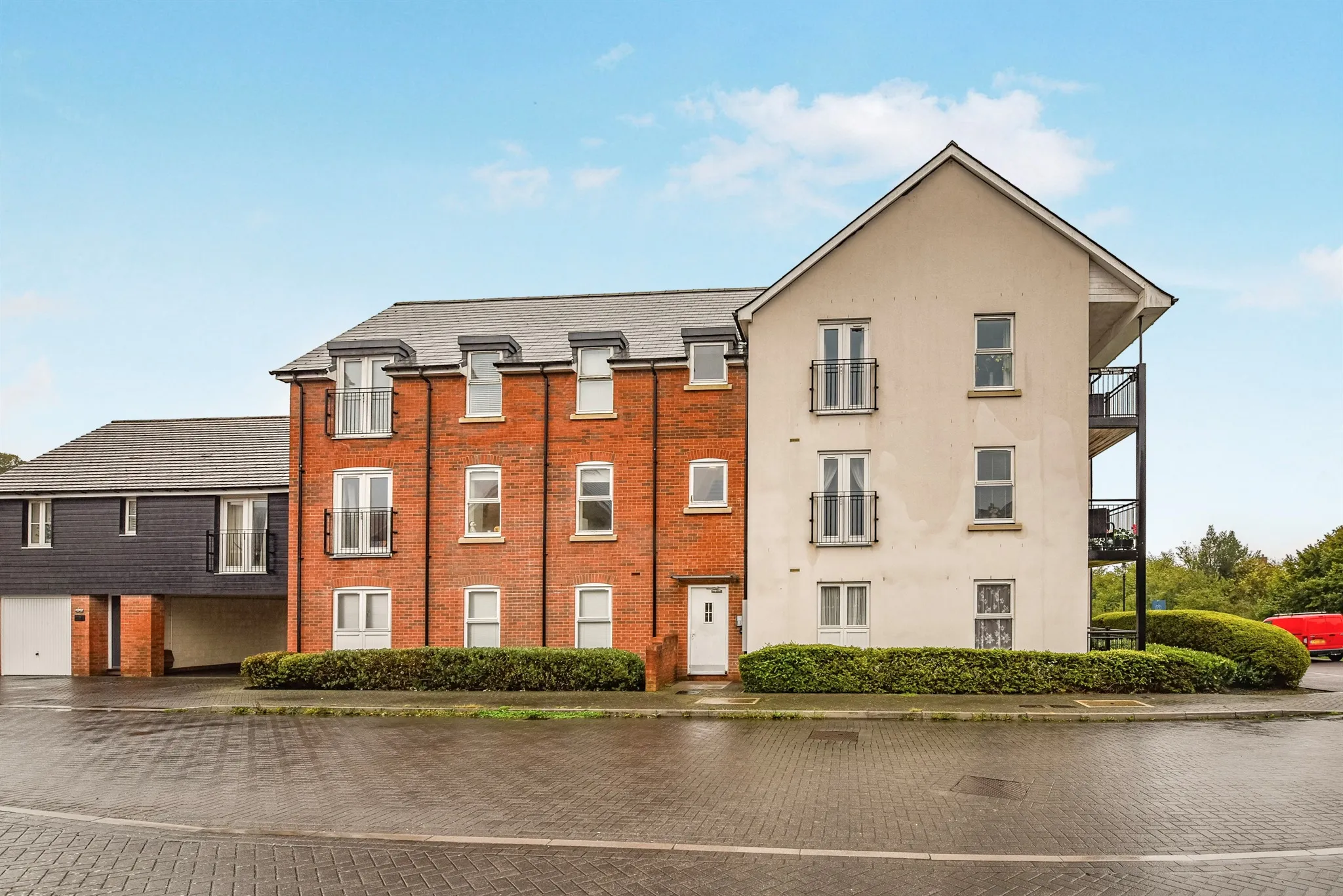 2 bed Apartment