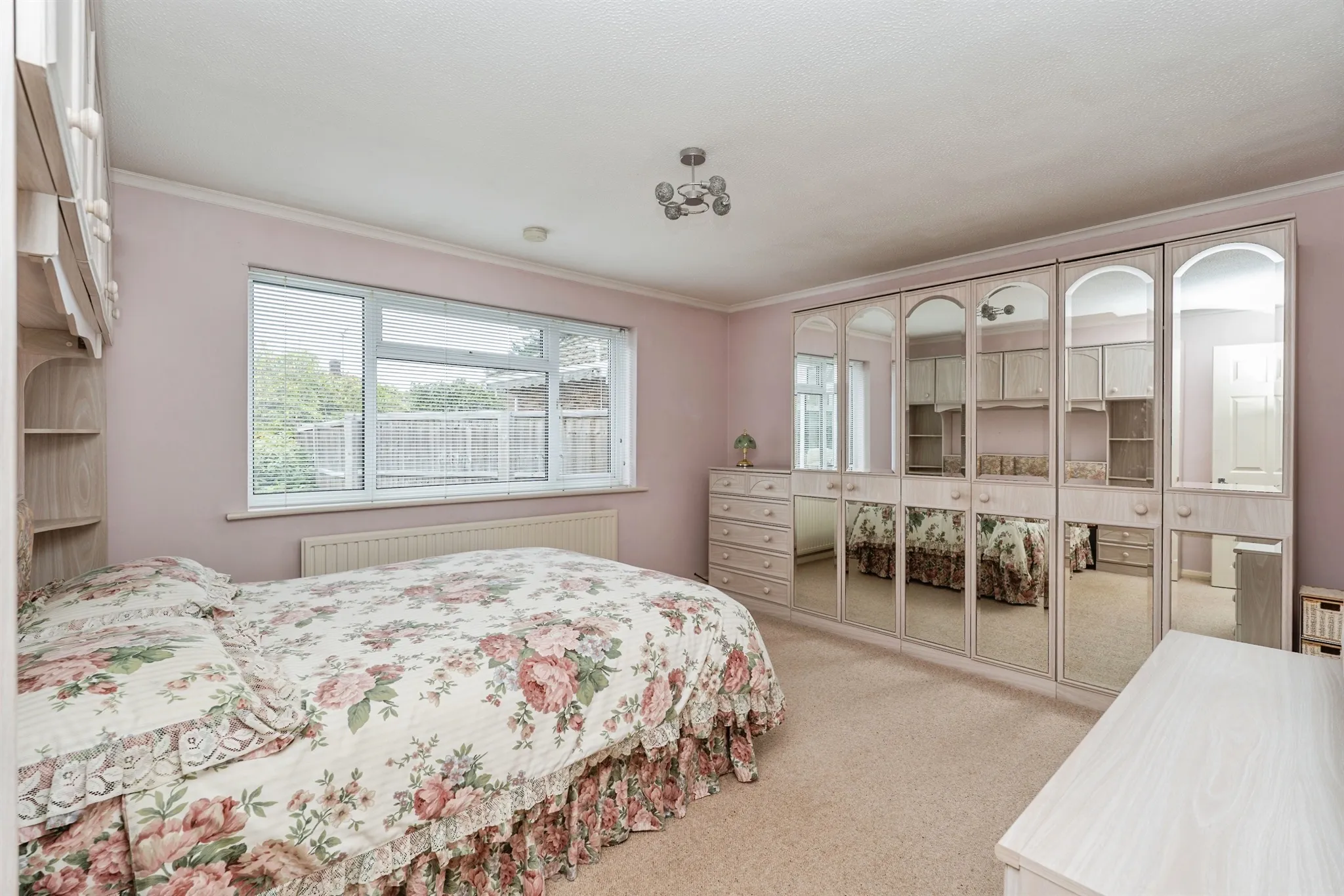 2 bed Semi-Detached