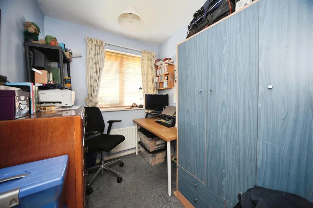 3 bed End of Terrace