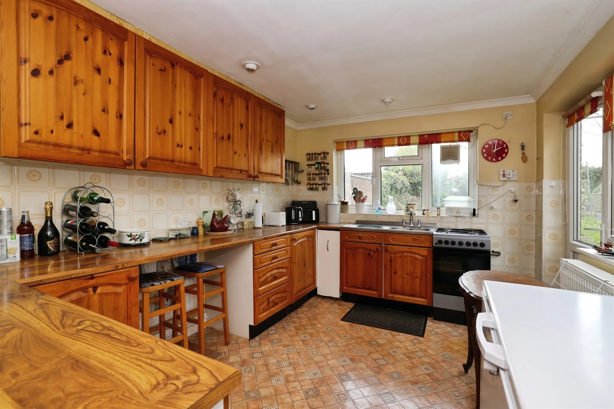 3 bed Semi-Detached