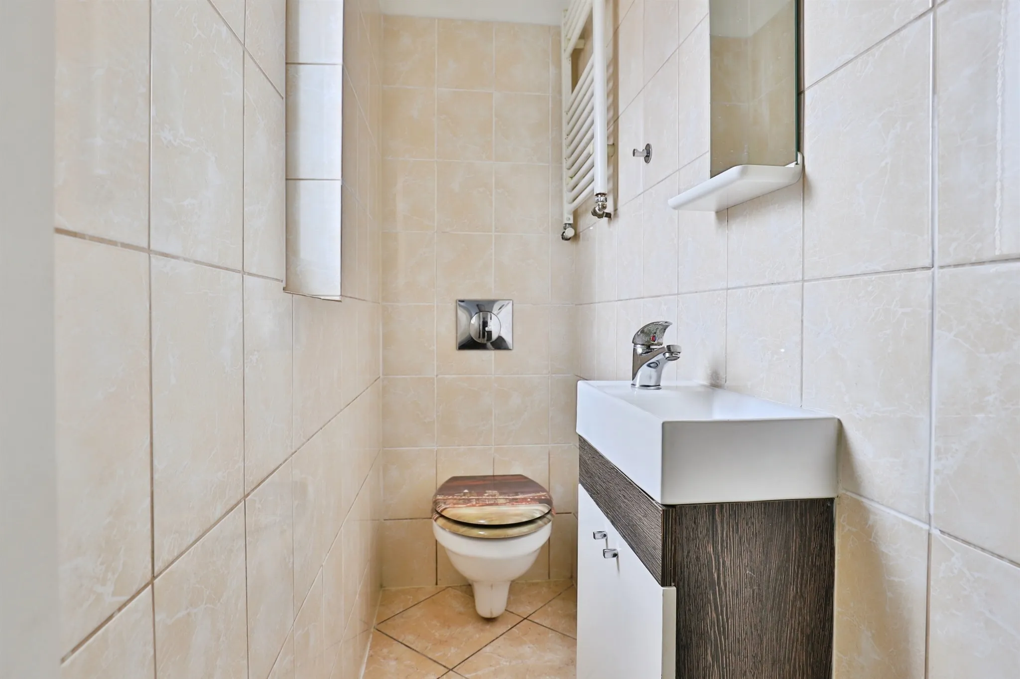 3 bed End of Terrace