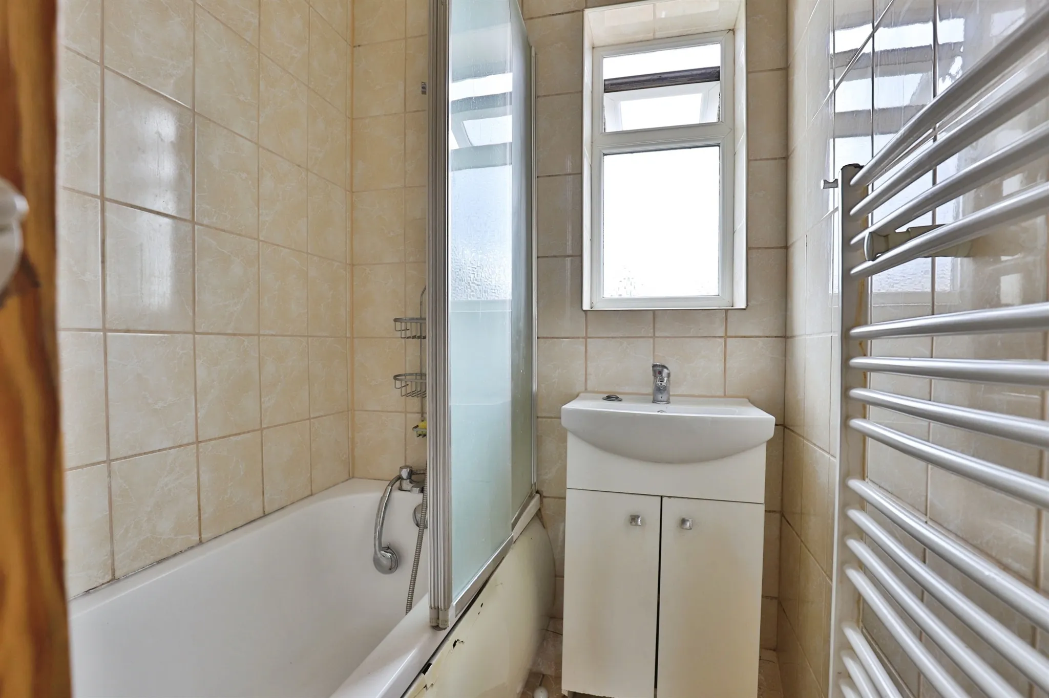 3 bed End of Terrace