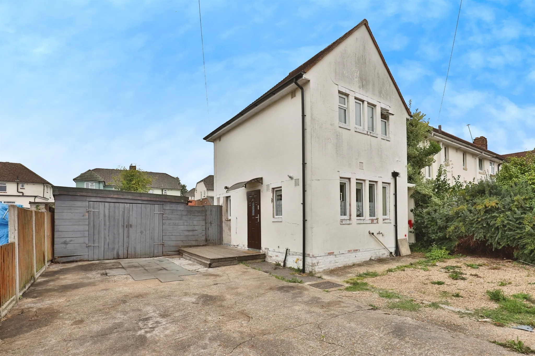 3 bed End of Terrace