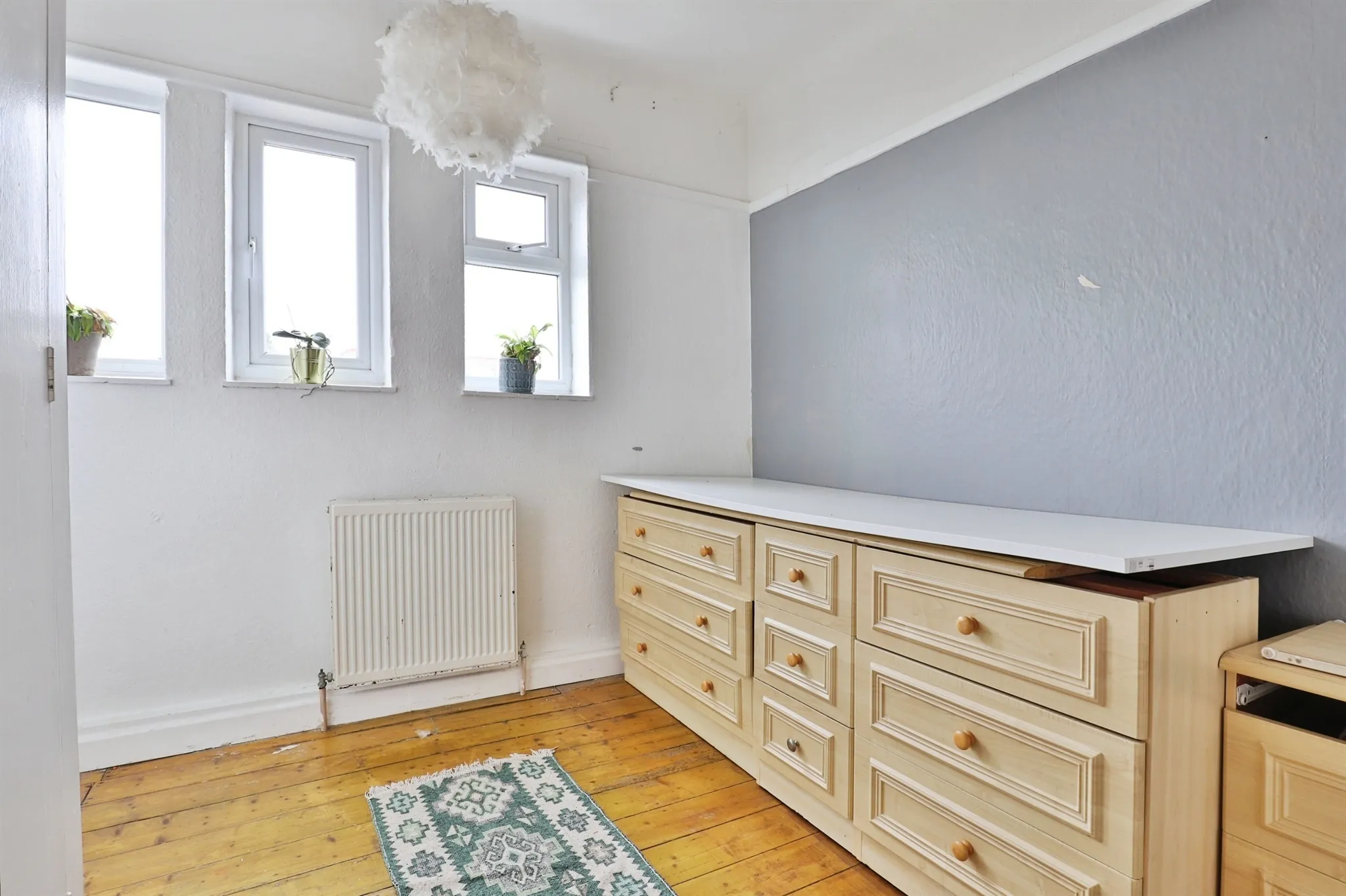 3 bed End of Terrace