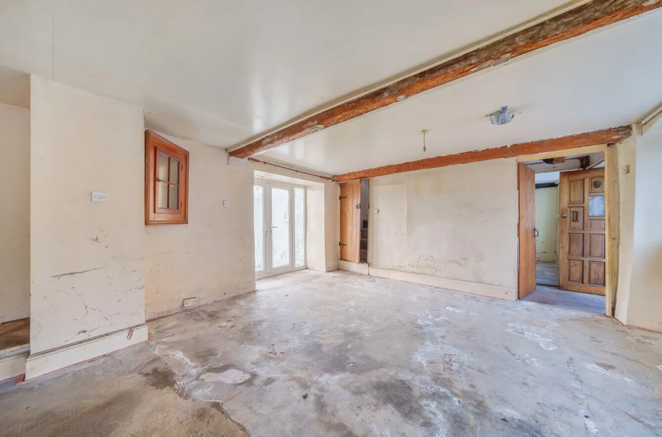 3 bedroom property for sale in Main Road, Temple Cloud, BS39 - Guide price £175,000